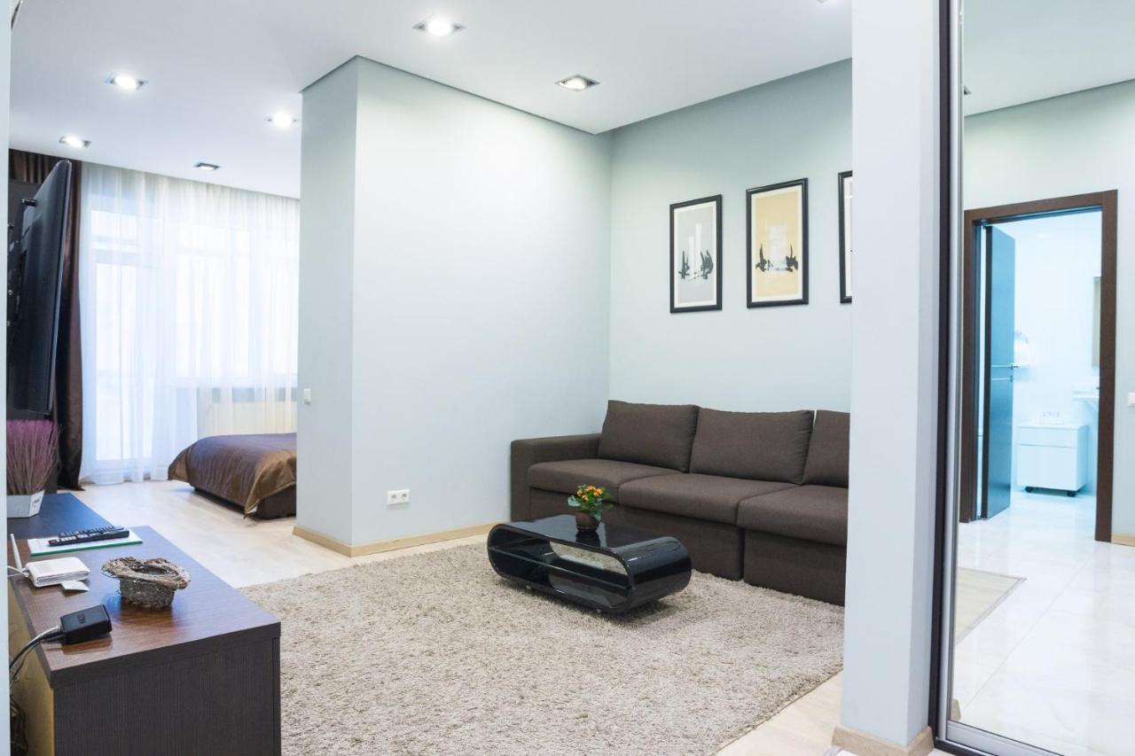 Navit Apartments With Breakfast, Near The Railway Station, The City Center And The Park Киев Экстерьер фото